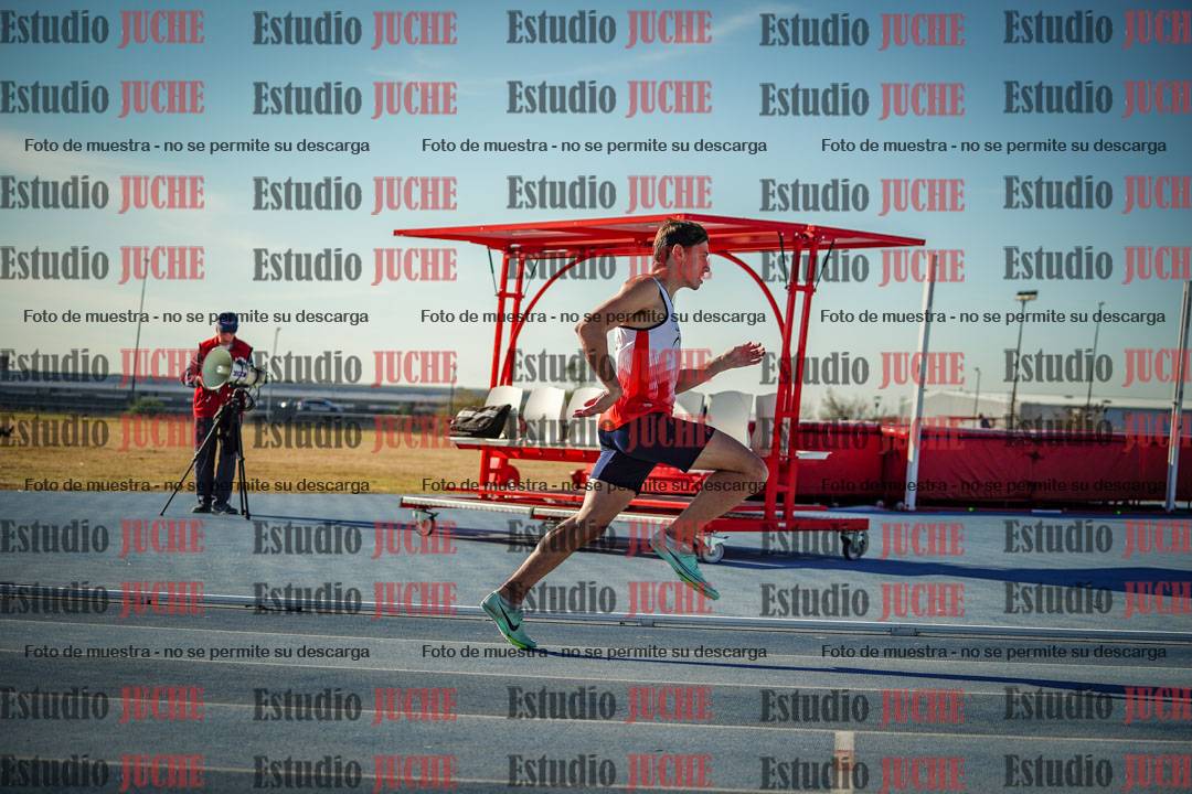Fotos de los 400 m llanos de varones