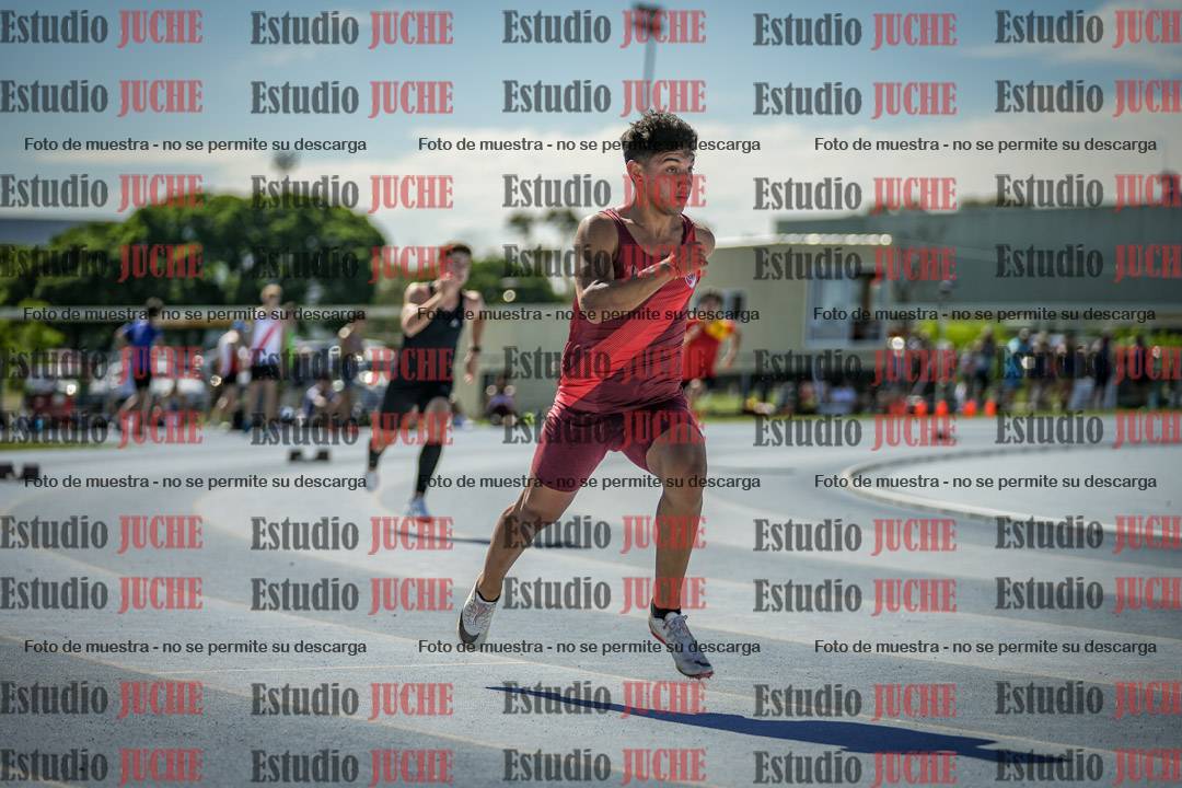 Fotos de los 400 m llanos de varones