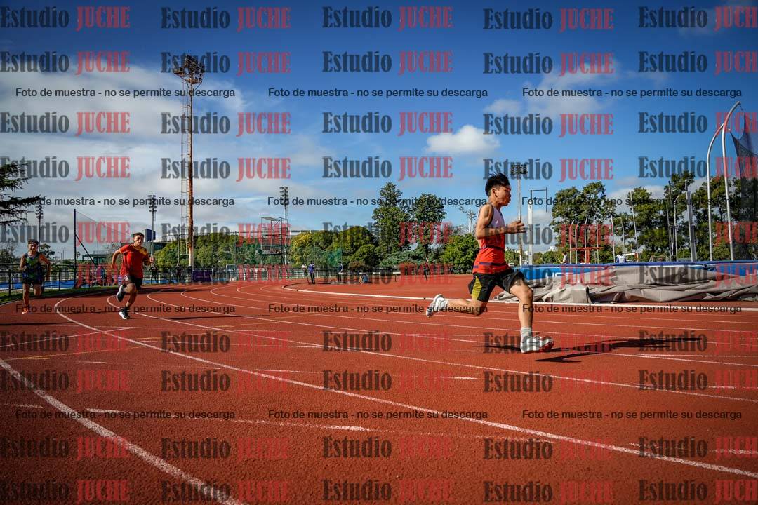 Fotos de los 150 m llanos de varones