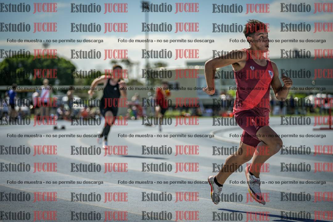 Fotos de los 400 m llanos de varones
