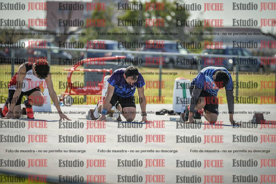 Fotos de los 100 m llanos de varones