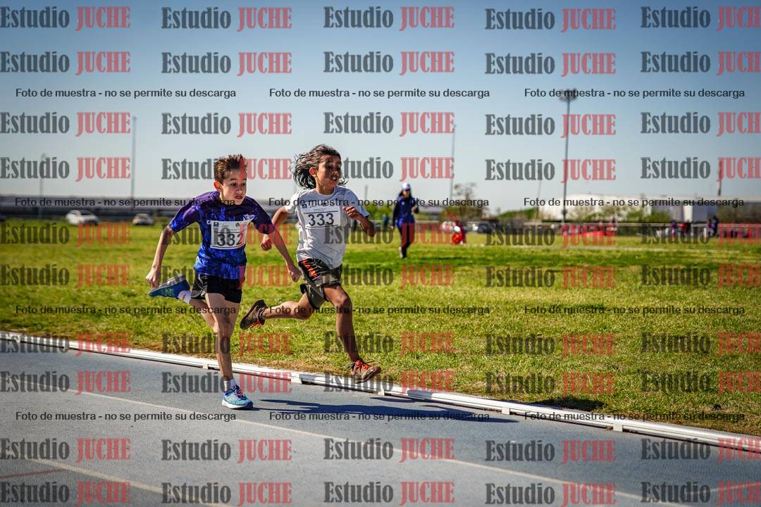 Fotos de los 1000 m llanos de varones