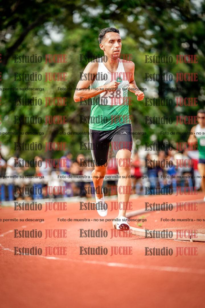Fotos de los 3000 m llanos de varones