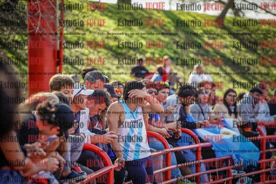 Fotos de algunos extras y podios del día 1