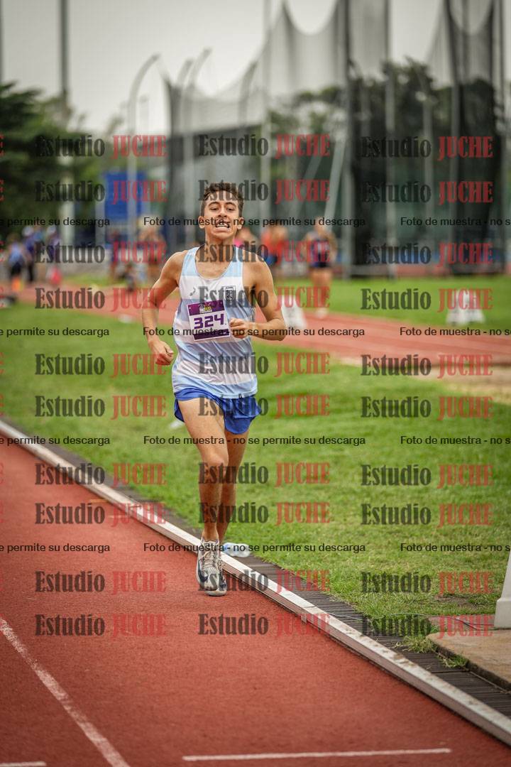 Fotos de los 800 m llanos de varones