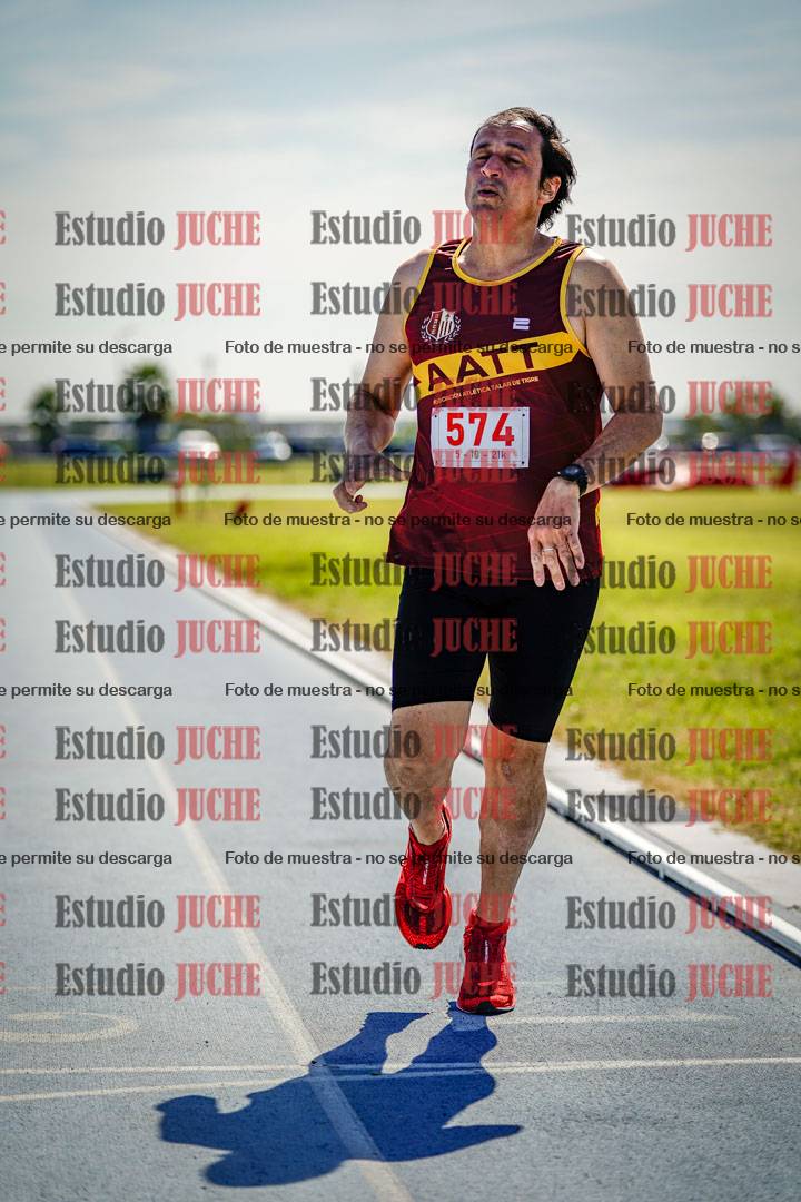 Fotos de los 800 m llanos de varones
