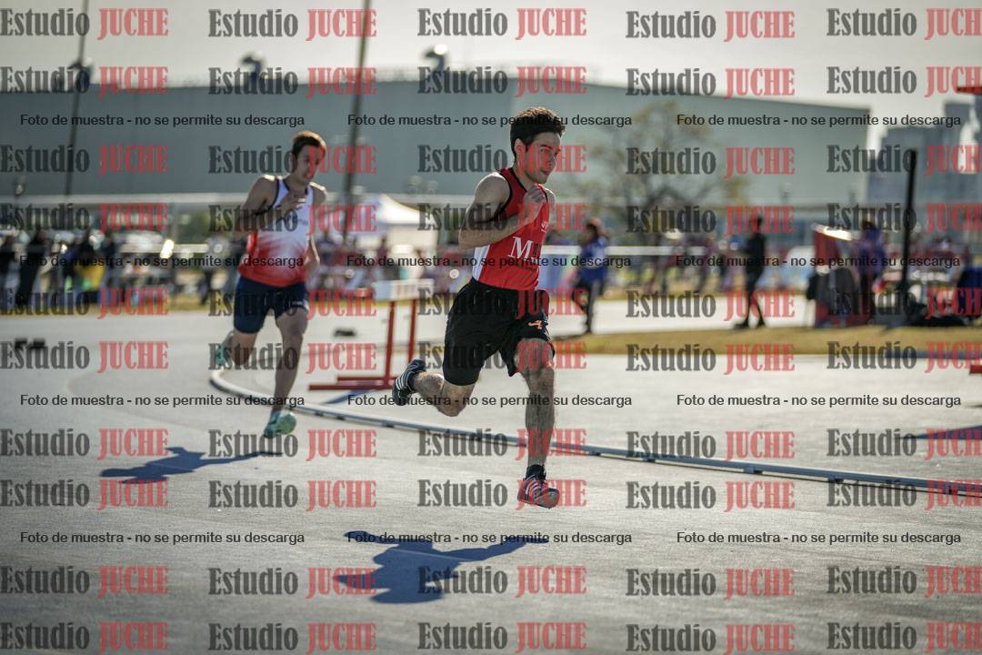 Fotos de los 400 m llanos de varones