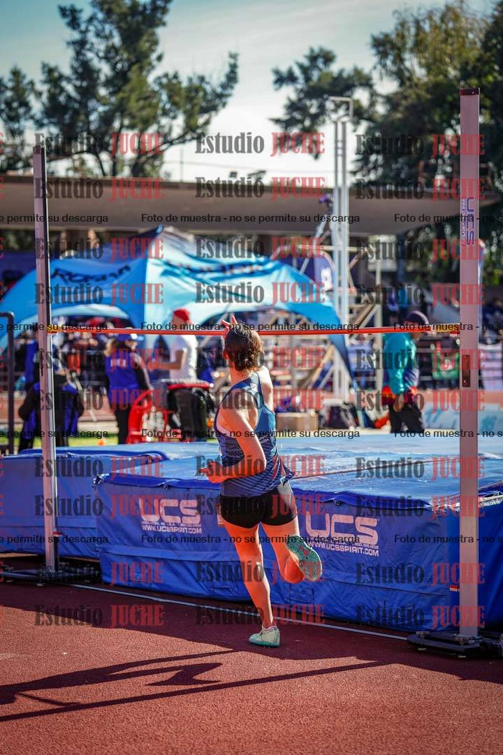 Fotos del salto en alto de mujeres