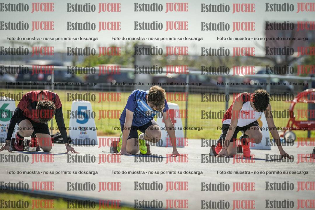Fotos de los 100 m llanos de varones
