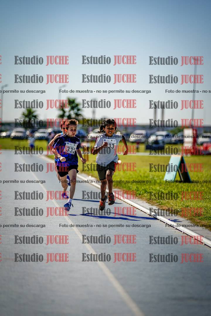 Fotos de los 1000 m llanos de varones
