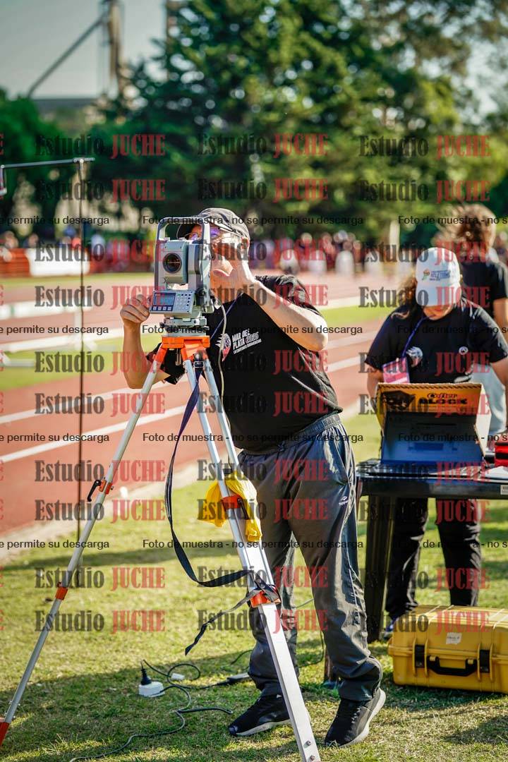 Fotos de algunos extras y podios del día 1