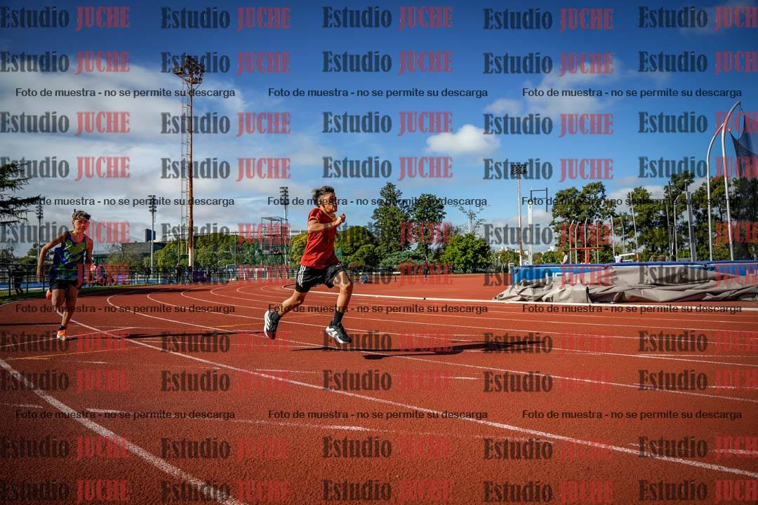 Fotos de los 150 m llanos de varones