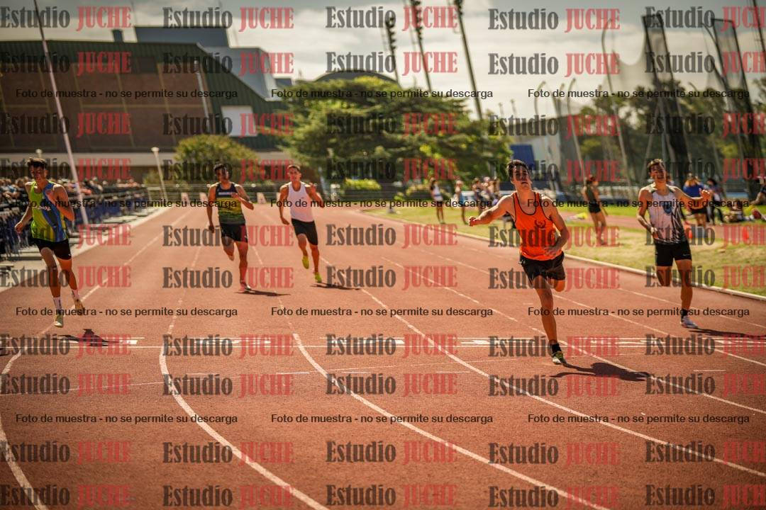 Fotos de los 400 m llanos de varones