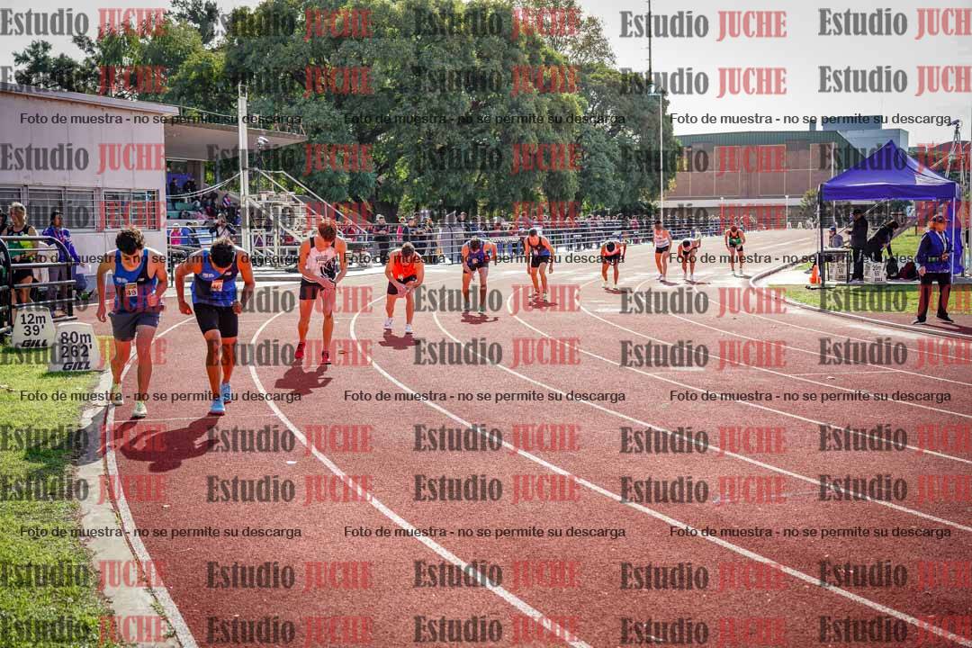 Fotos de los 800 m llanos de varones