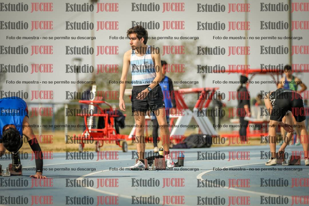 Fotos de los 200 m llanos de varones