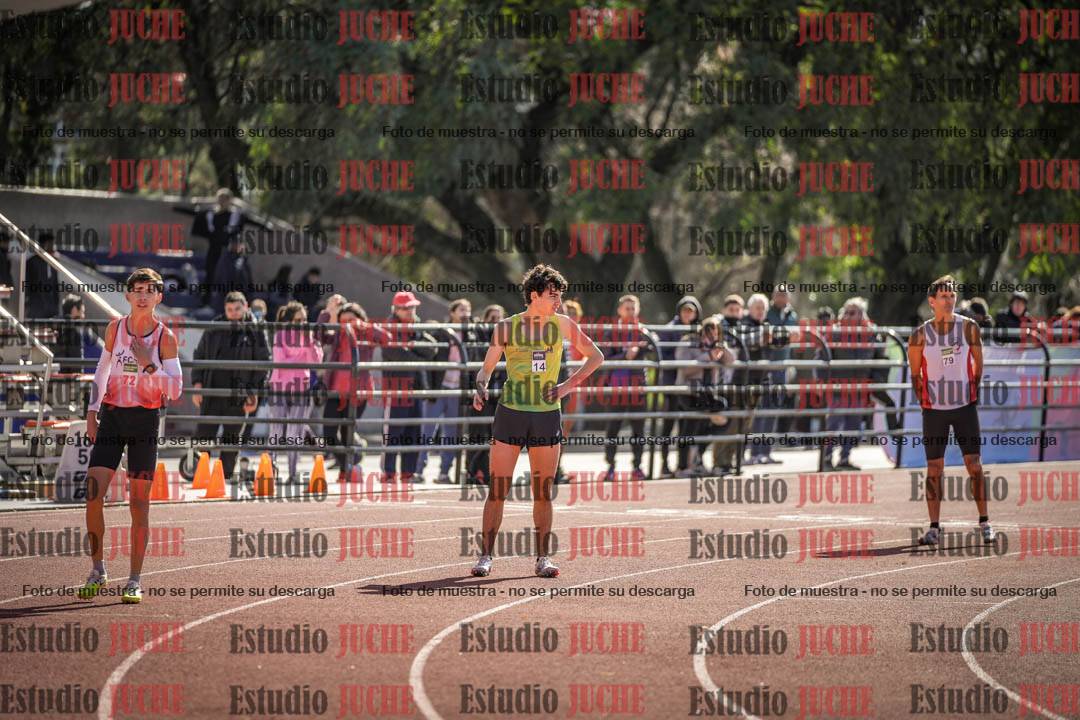 Fotos de los 800 m llanos de varones