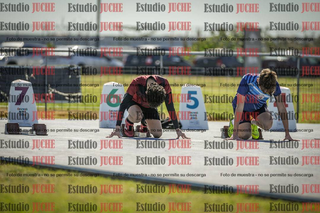 Fotos de los 100 m llanos de varones