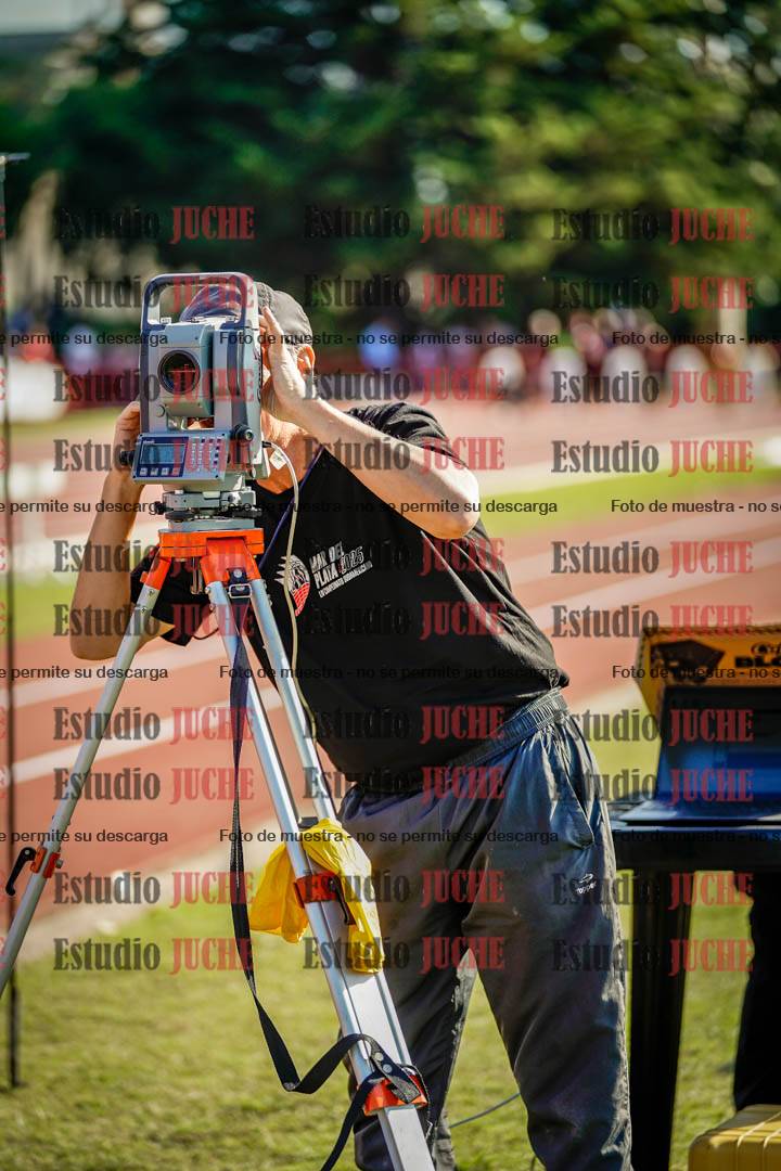 Fotos de algunos extras y podios del día 1