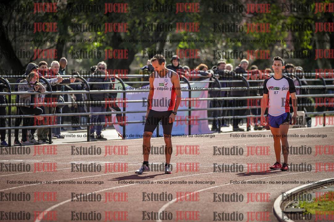 Fotos de los 800 m llanos de varones