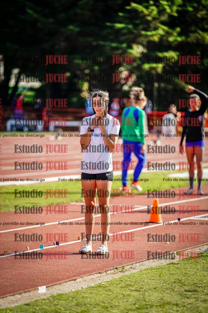 Fotos de algunos extras y podios del día 1