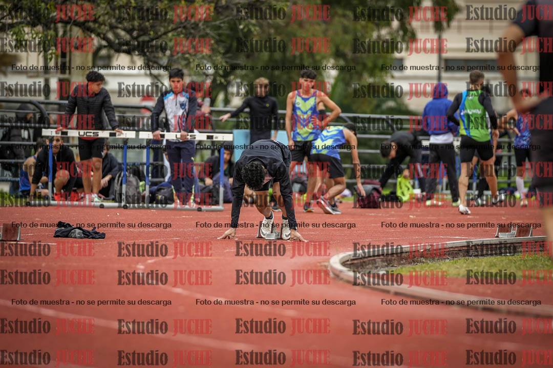 Fotos de los 200 m llanos de varones