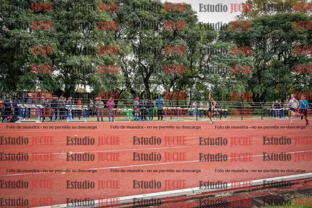 Fotos de los 100 m llanos de varones