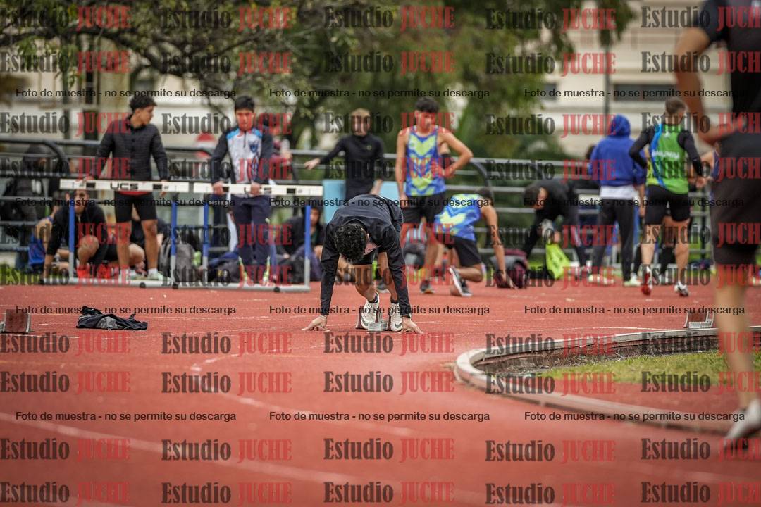 Fotos de los 200 m llanos de varones