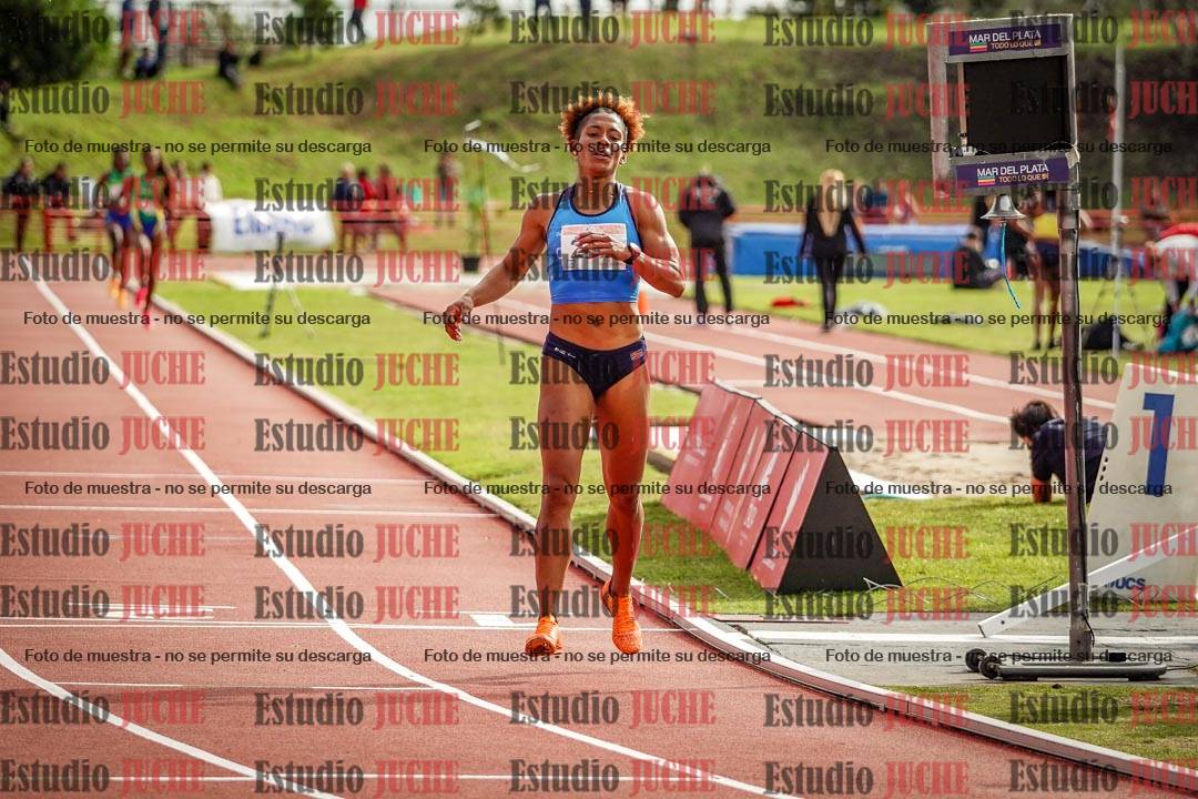 Fotos de los 800 m llanos de mujeres - hepta 7