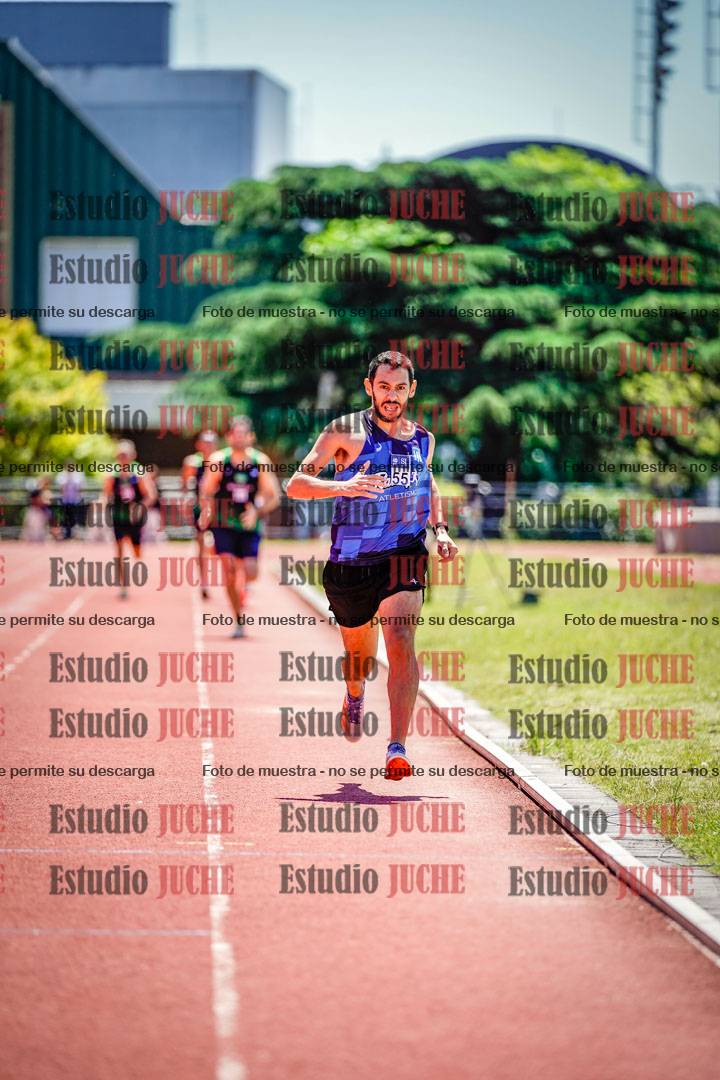 Fotos de los 800 m llanos de varones