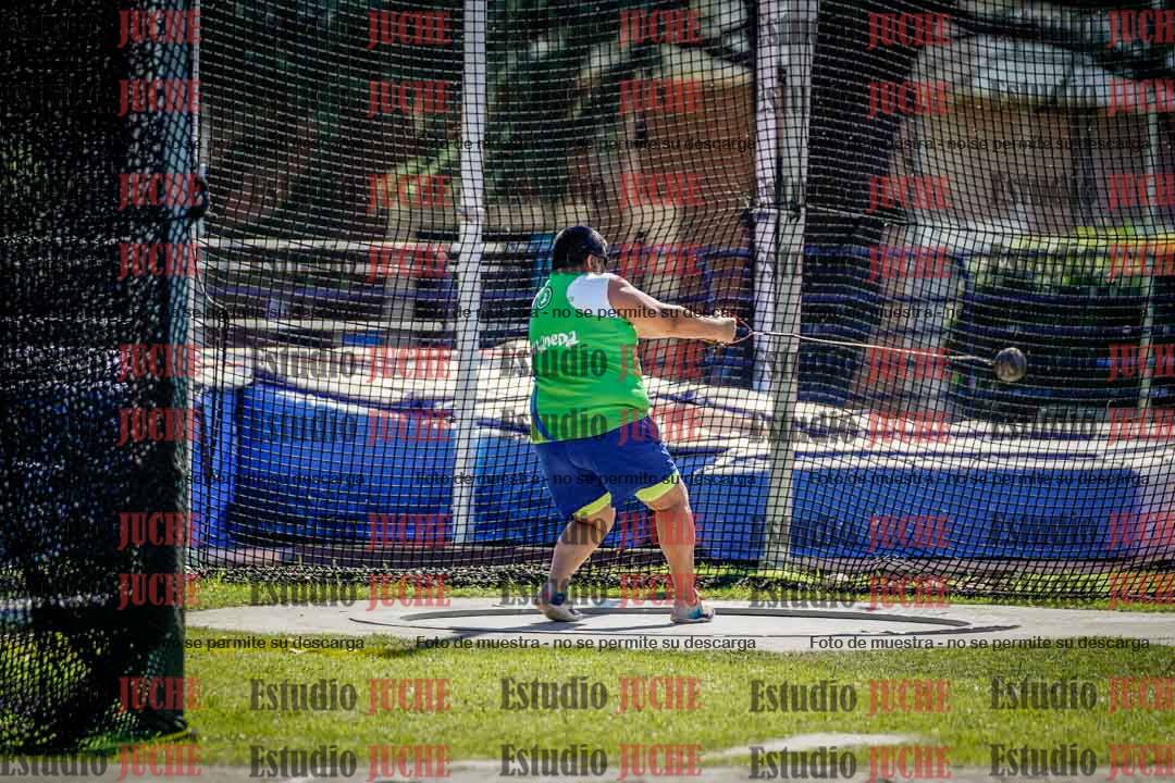 Fotos del lanzamiento de martillo de varones