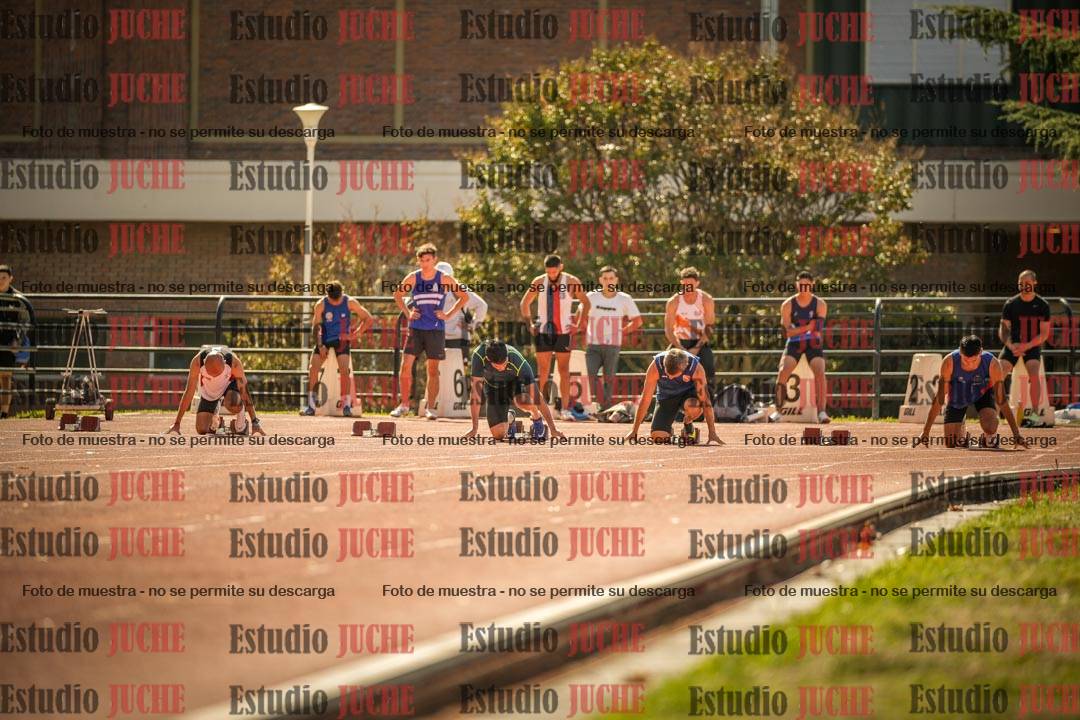 Fotos de los 100 m llanos de varones