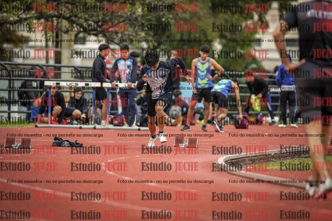 Fotos de los 200 m llanos de varones