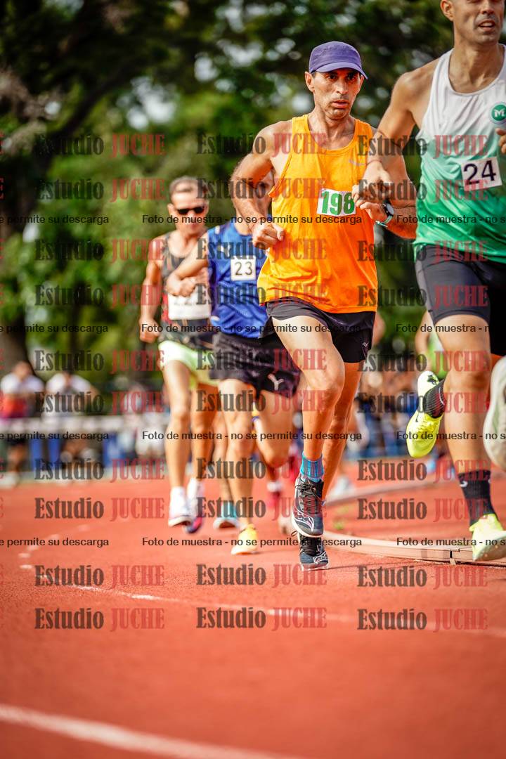 Fotos de los 3000 m llanos de varones