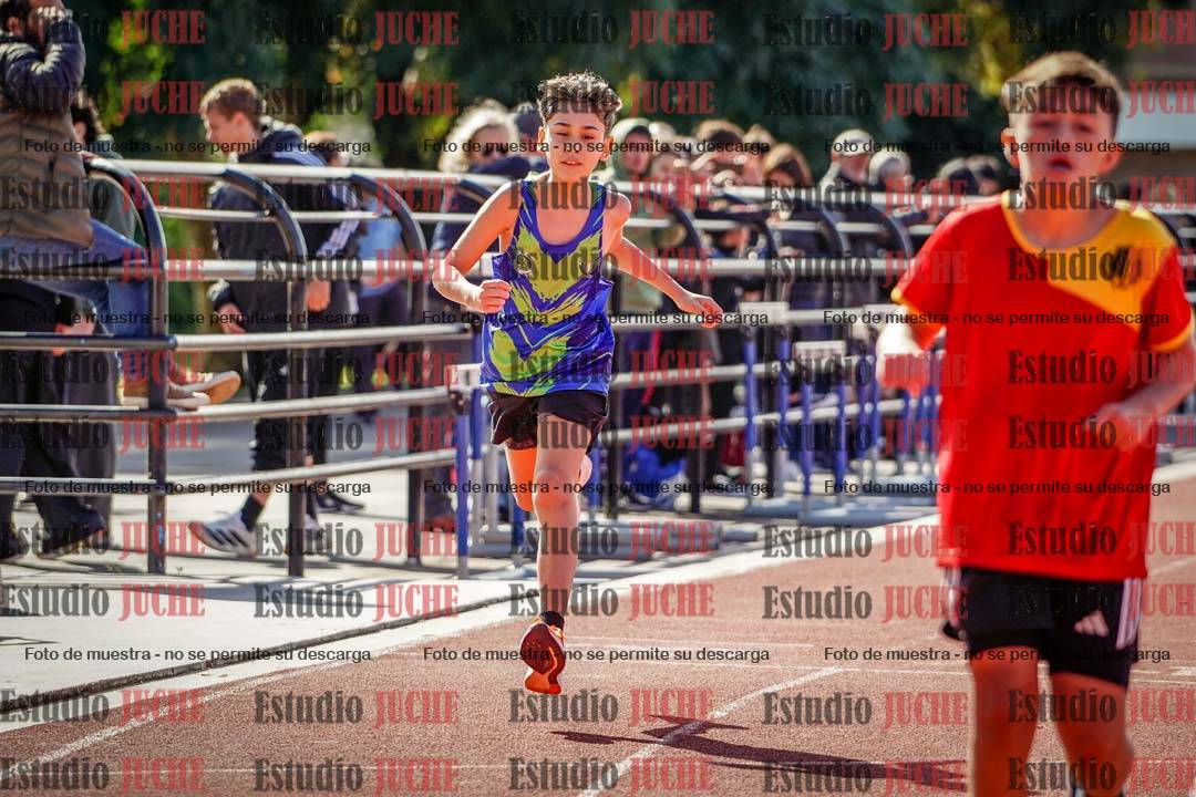 Fotos de los 150 m llanos de varones