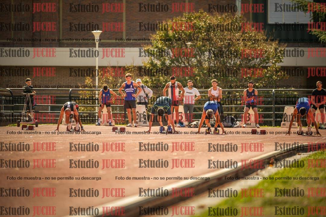 Fotos de los 100 m llanos de varones