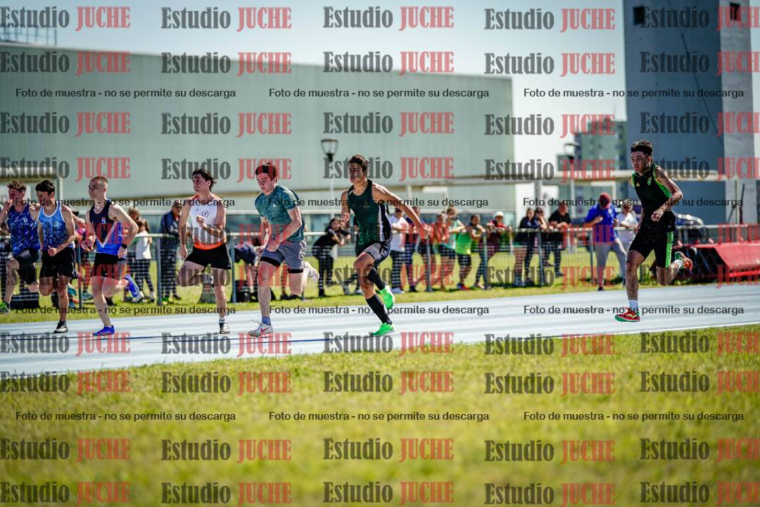 Fotos de los 100 m llanos de varones