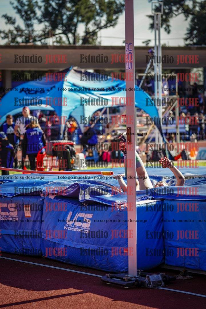 Fotos del salto en alto de mujeres