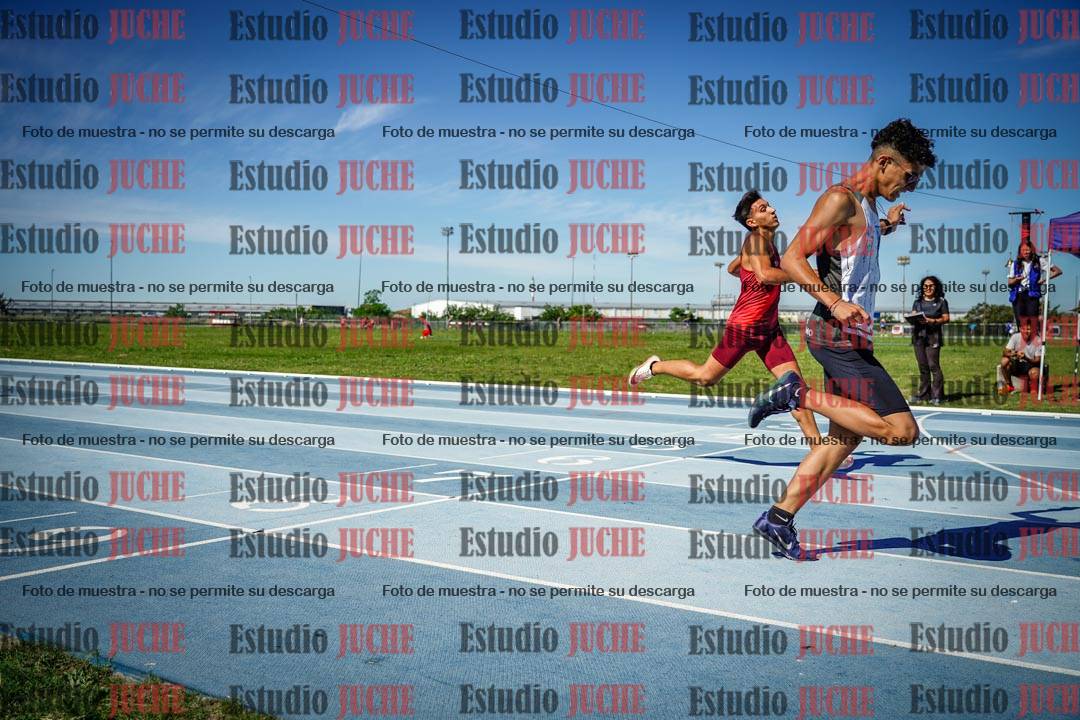 Fotos de los 400 m llanos de varones
