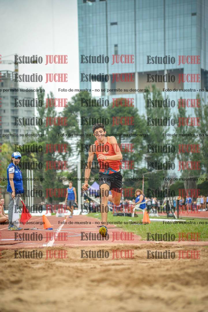 Fotos del salto triple - tabla de 8 y 10