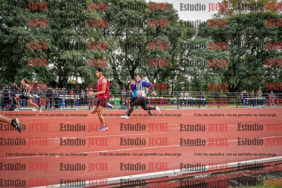 Fotos de los 100 m llanos de varones