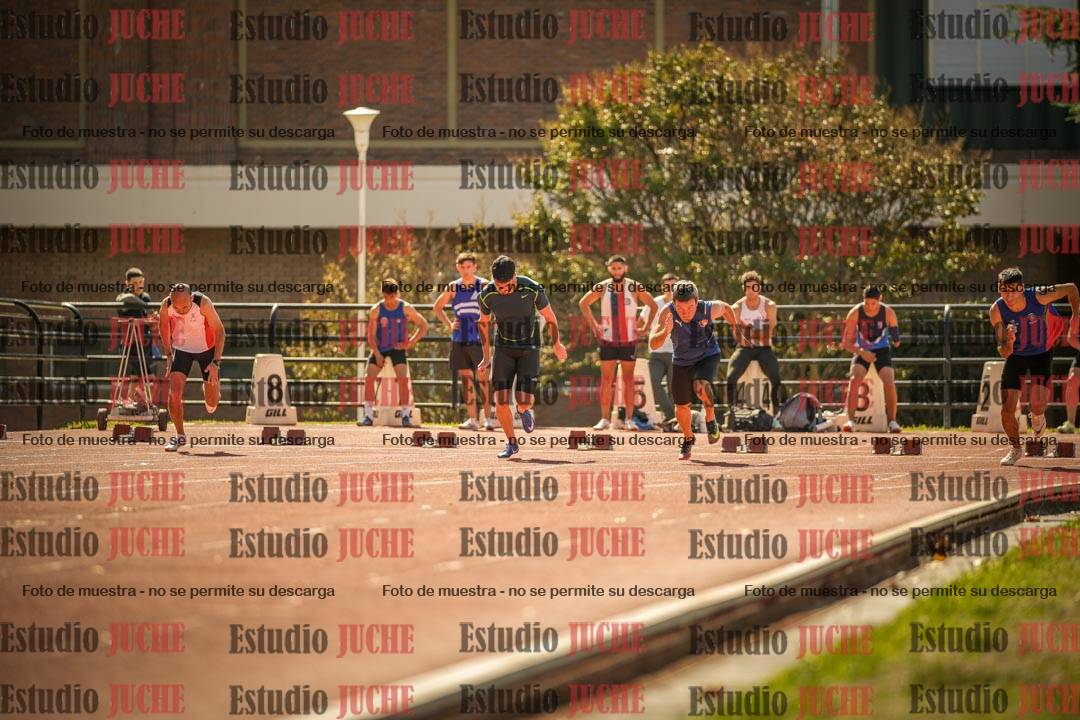 Fotos de los 100 m llanos de varones
