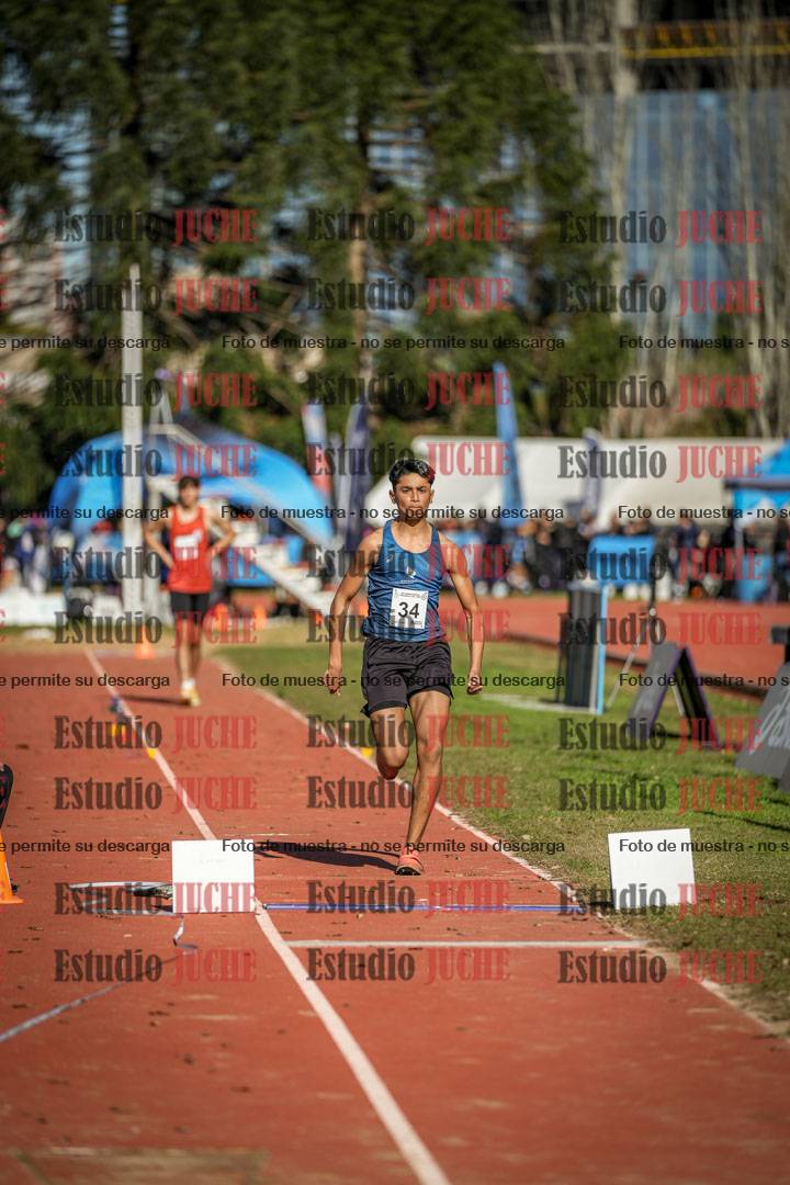 Fotos del salto triple de varones