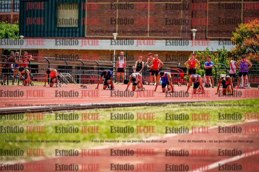 Fotos de los 100 m llanos de varones