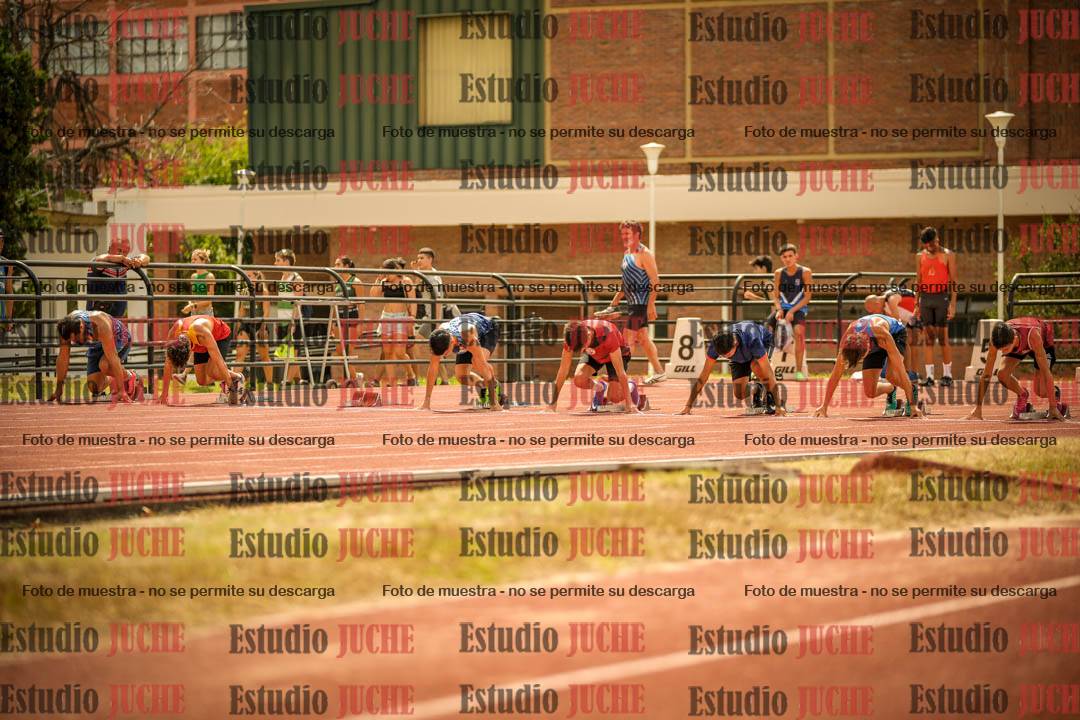 Fotos de los 100 m llanos de varones