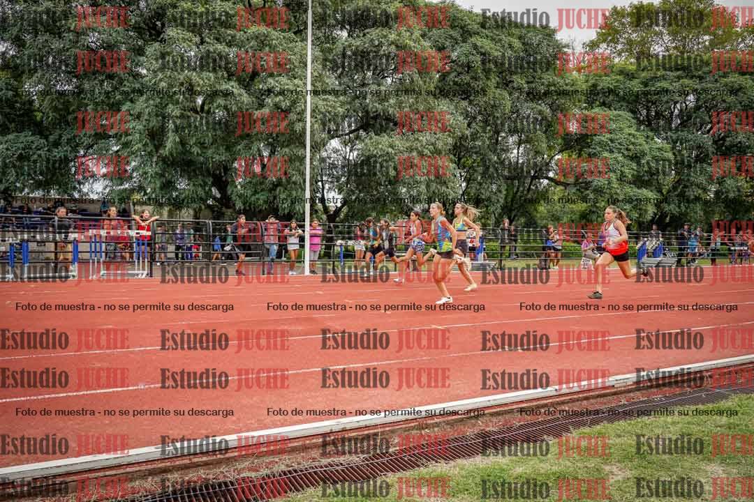 Fotos de los 80 m llanos de mujeres