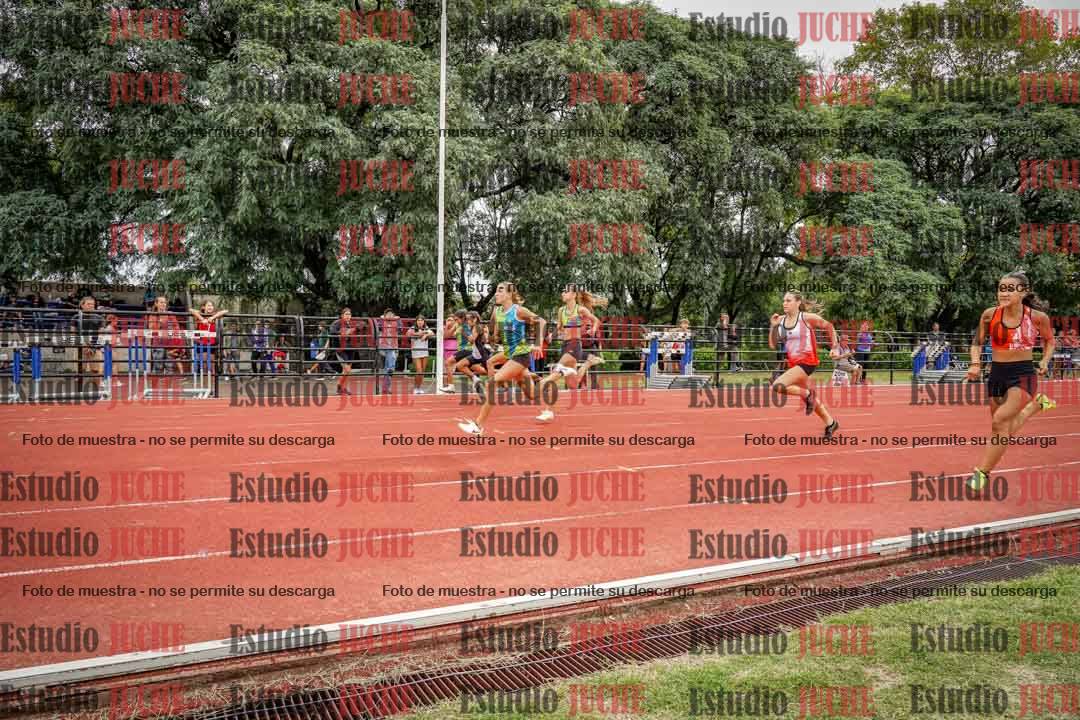 Fotos de los 80 m llanos de mujeres