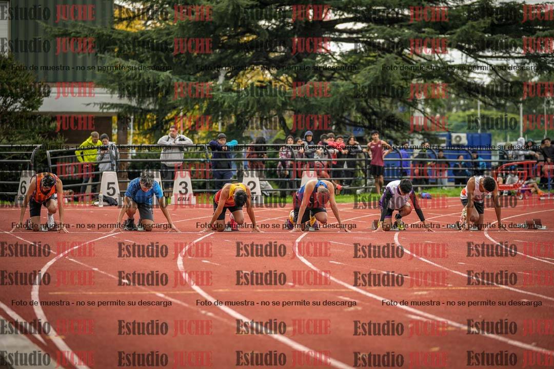 Fotos de los 100 m llanos de varones