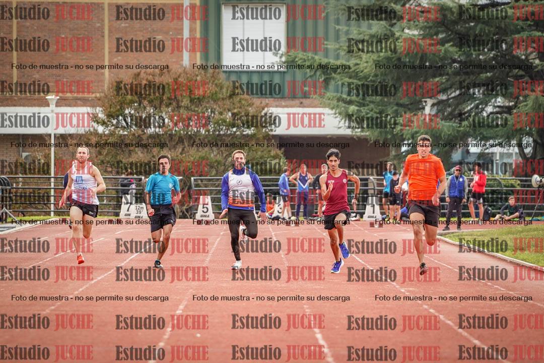 Fotos de los 100 m llanos de varones