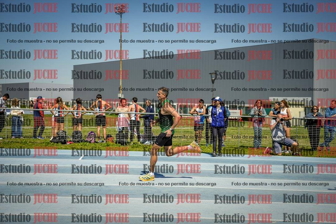 Fotos de los 800 m llanos de varones