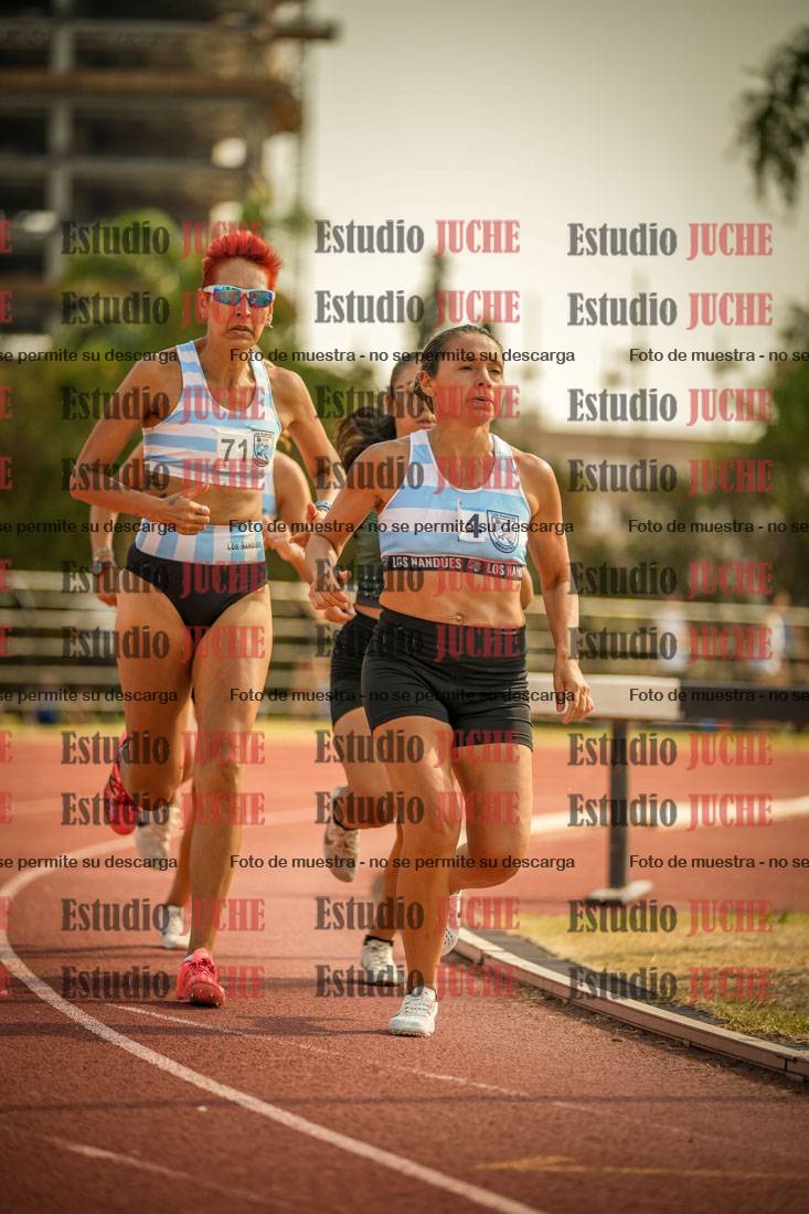 Fotos de los 1500 m llanos de mujeres